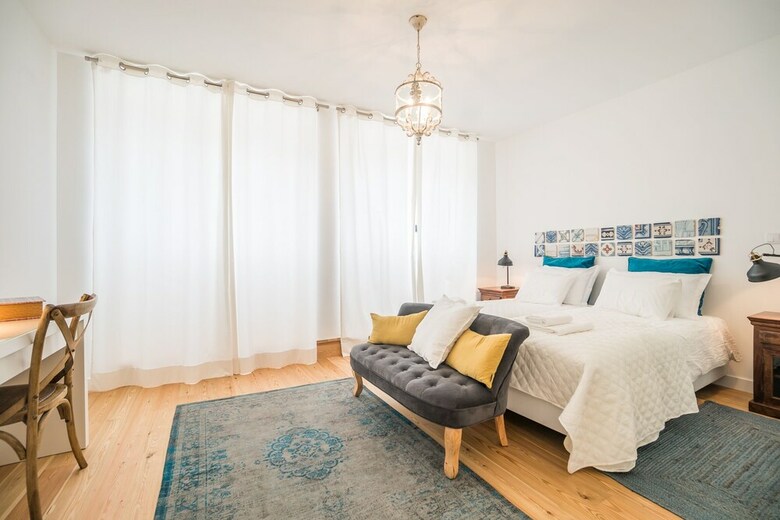 Gulbenkian 2 Bedroom Apartment With Private Garden