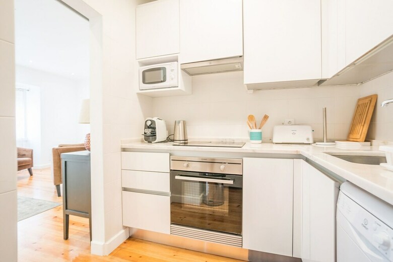 Principe Real Charming And Modern Apartment
