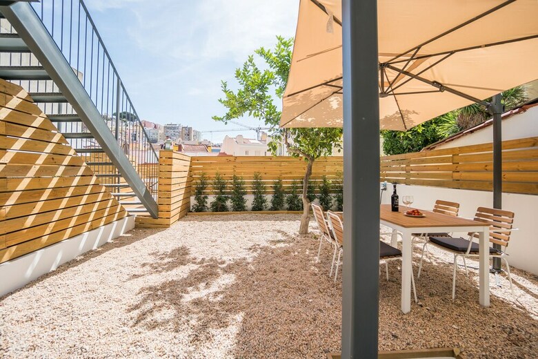 Lemon Tree Garden 3 Bedroom Apartment