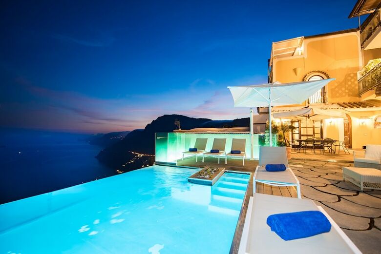 Villa Zeus