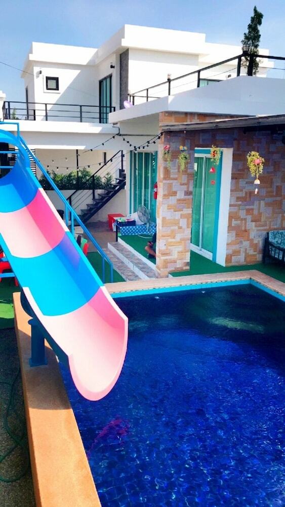 Party Home Pool Villa Hua Hin