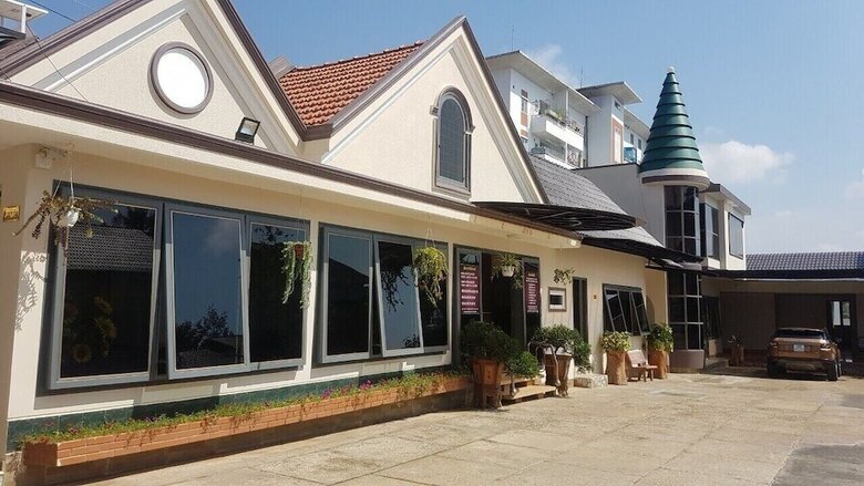 Hotel Khach San San Vuon Ha Giang 2