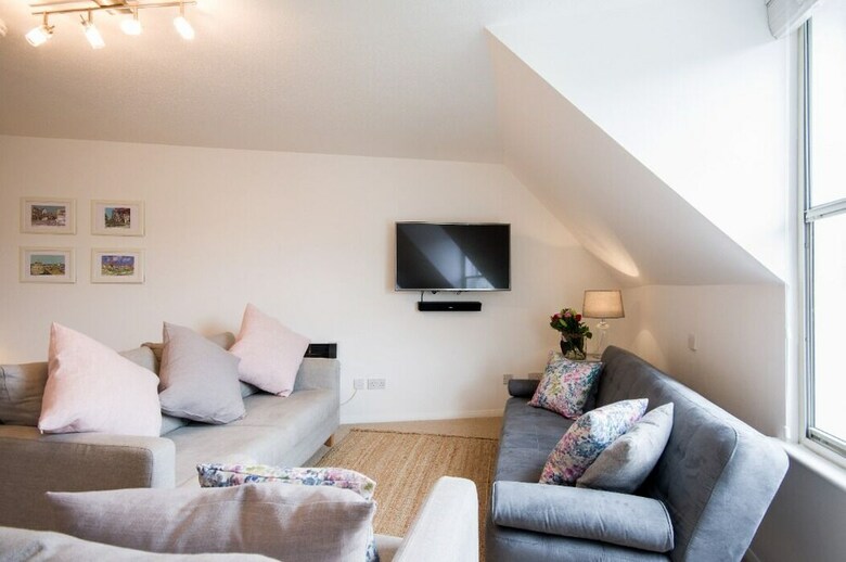Apartamentos Luxurious & Modern Home
