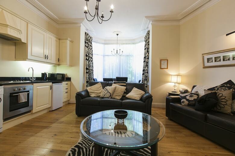 Apartamentos Dublin Vacation Rentals