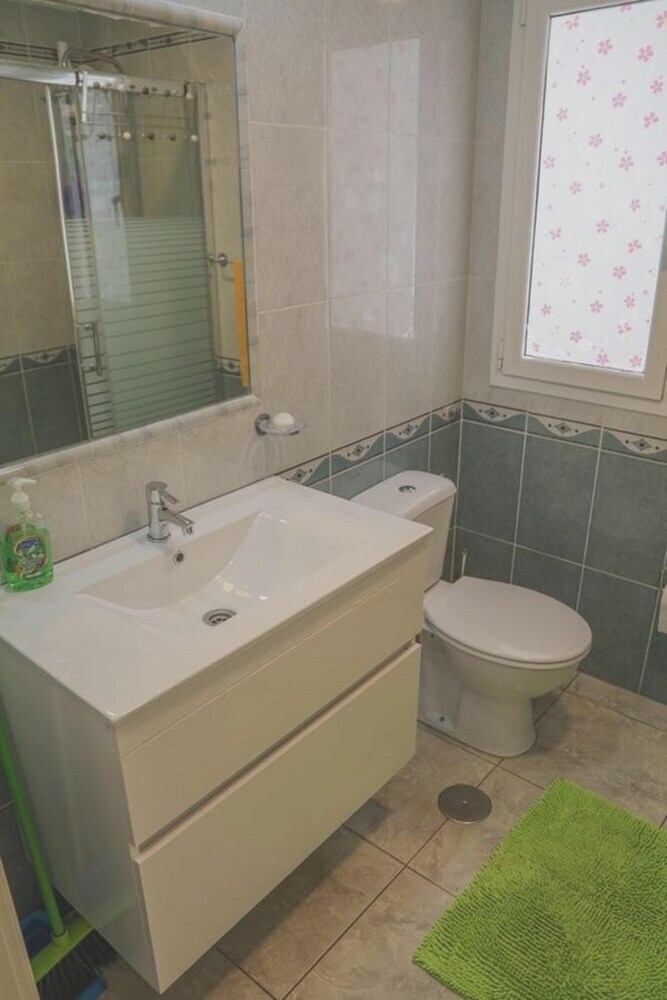House With 2 Bedrooms In Corralejo, With Wifi