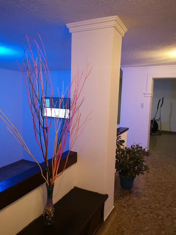 Hostal Green Door Boutique - Hostel
