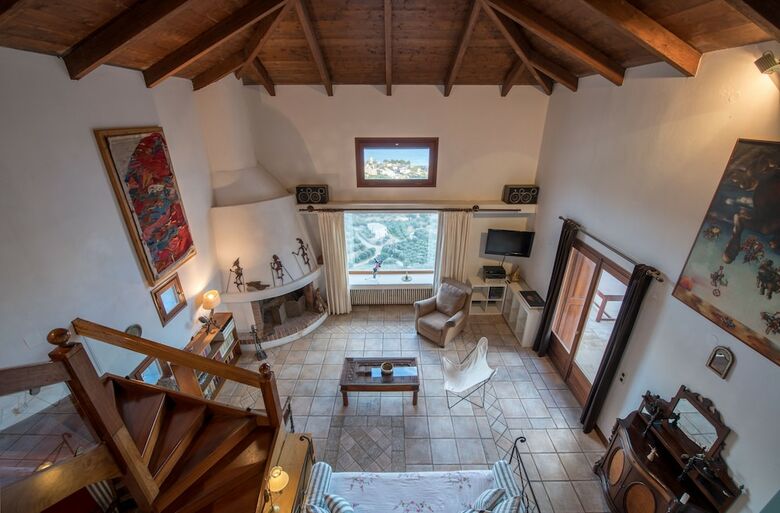 Villa Mirabello Art Suites