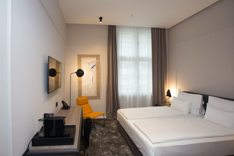 Manda Heritage Hotel