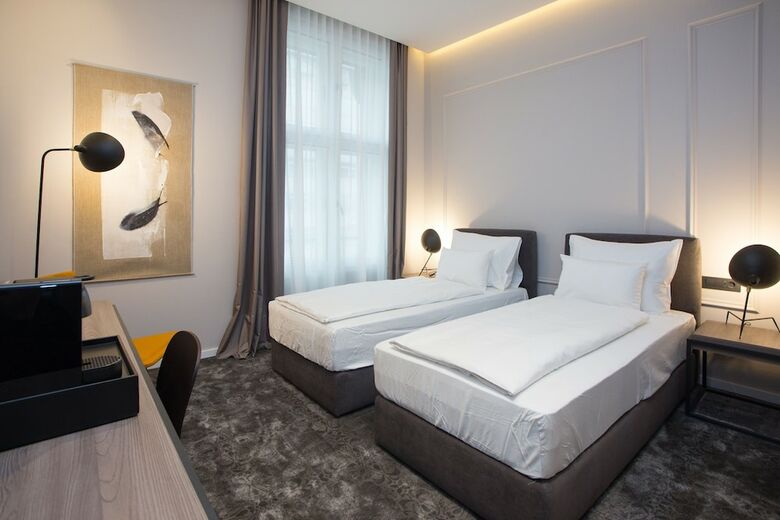 Manda Heritage Hotel