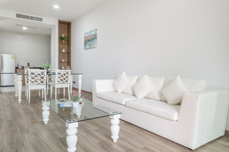 Aparthotel Veloche Group