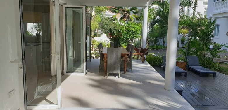 Hotel Criollo House