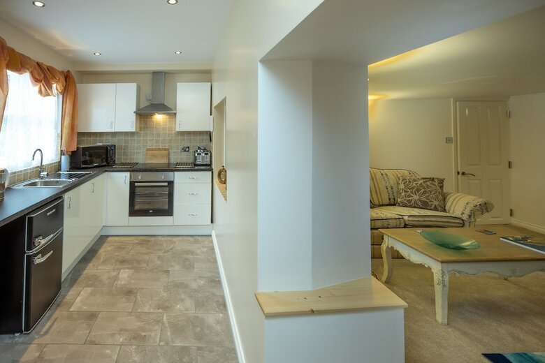Hostal Central Quiet And Cosy St Helier Flat