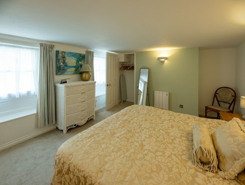 Hostal Central Quiet And Cosy St Helier Flat