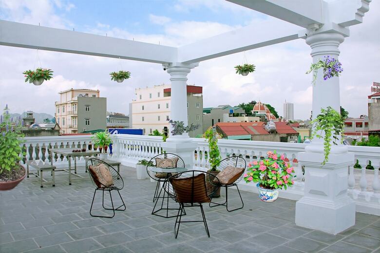 Hotel O Zoli Home
