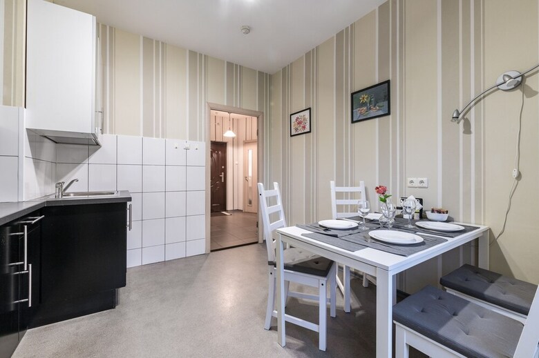 Renthouse Apartment Primorskiy 137-1