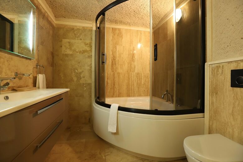 Tabal Cave Hotel
