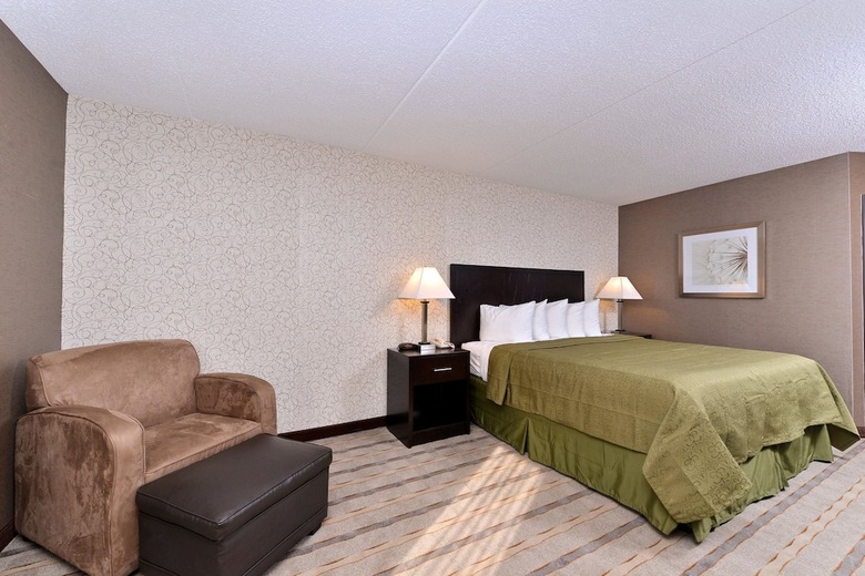 Hotel Quality Inn & Suites