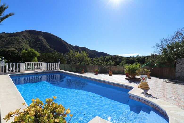 1142 Villa Casta�o