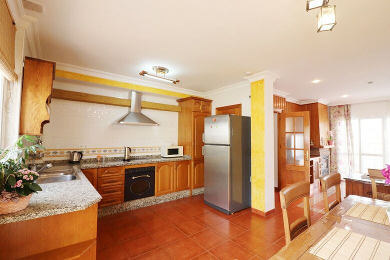 1057 Villa Maite