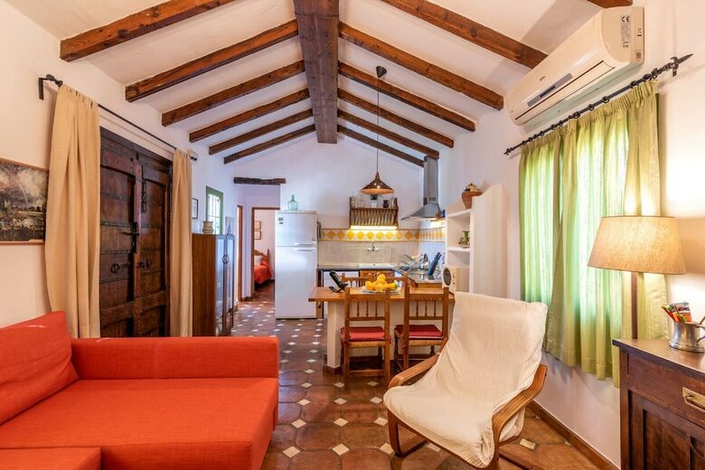 1135 Villa El Torin