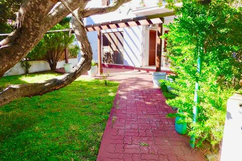 Apartment With 3 Bedrooms In Cala Gonone