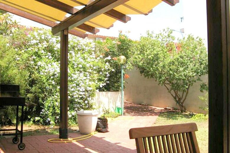 Apartment With 3 Bedrooms In Cala Gonone