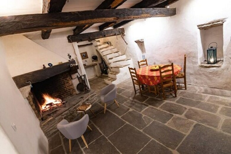 Ferme De L'ayrette.