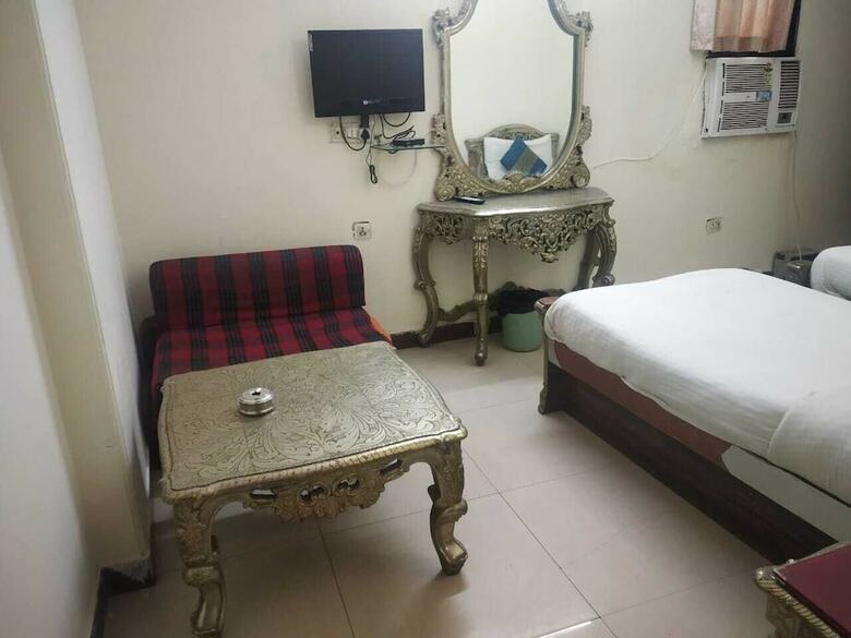Adb Rooms Hotel Ivory Palace