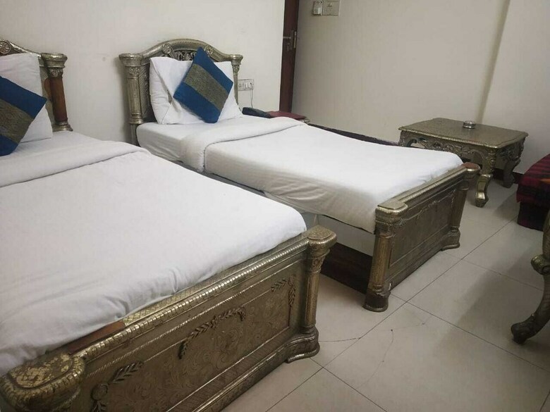 Adb Rooms Hotel Ivory Palace