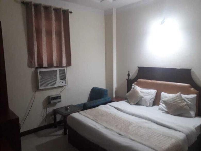 Adb Rooms Hotel Ivory Palace