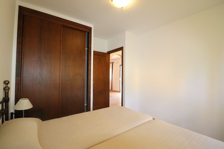 1130 Villa Sevillano