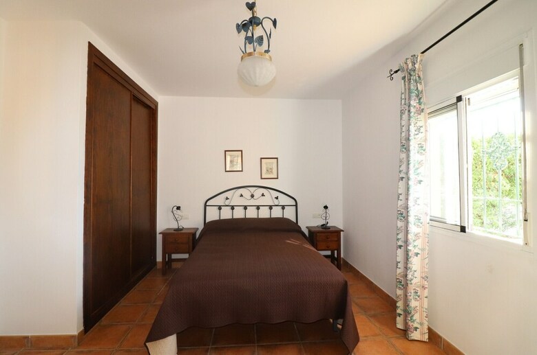 1130 Villa Sevillano