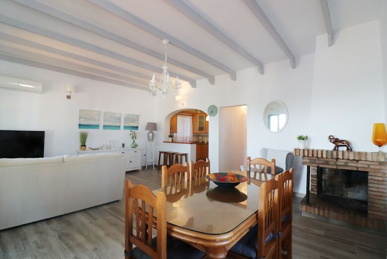1125 Villa Miguel
