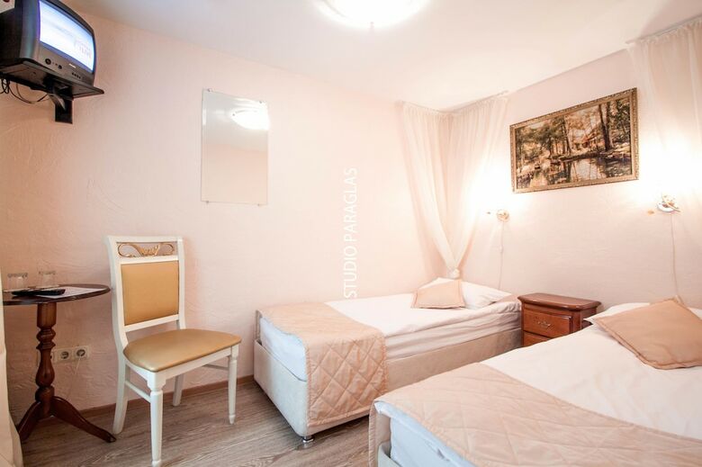 Nevsky Mayak Hotel