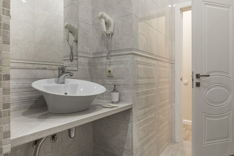 Nevsky Mayak Hotel