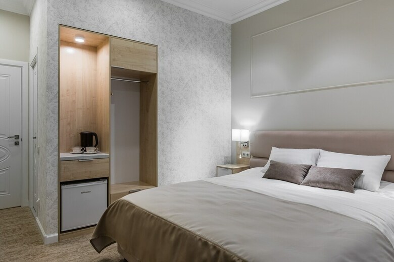 Nevsky Mayak Hotel