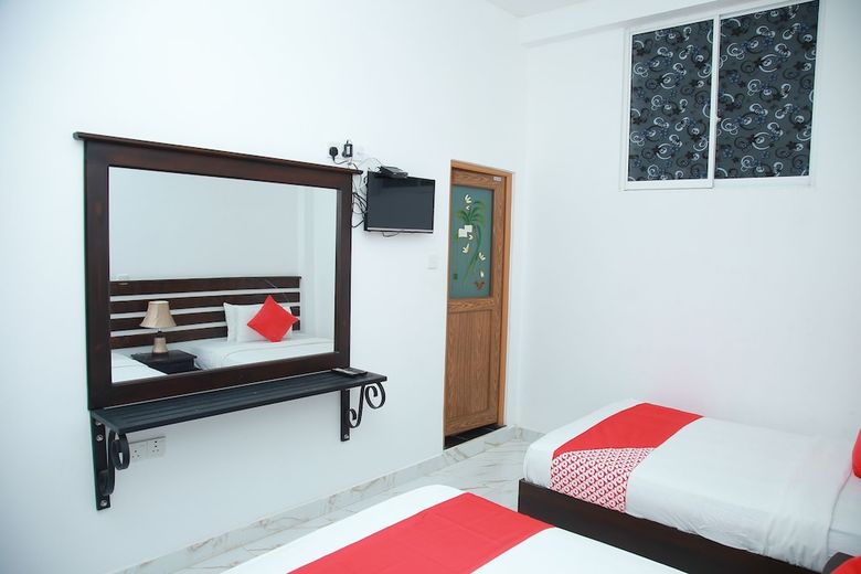 Hotel Oyo 468 White House Holiday Resort