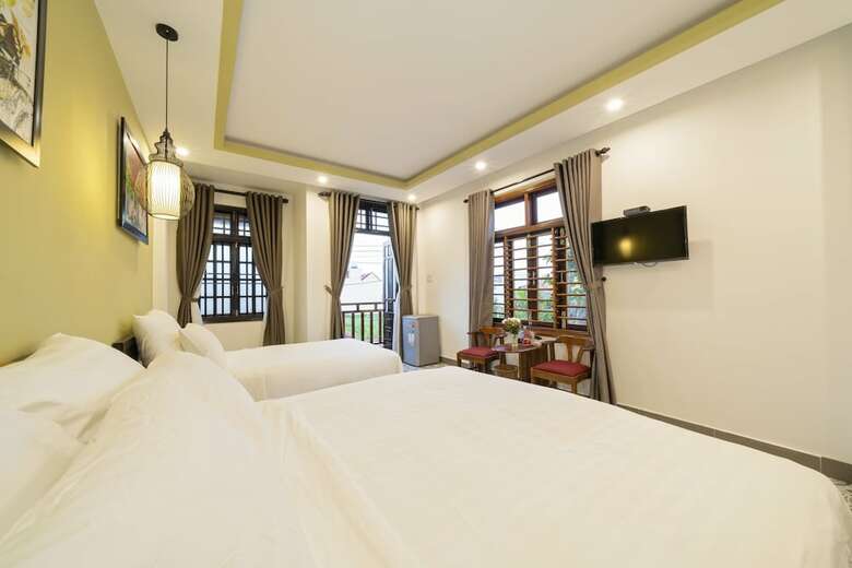 Hotel Blue Whale Homestay