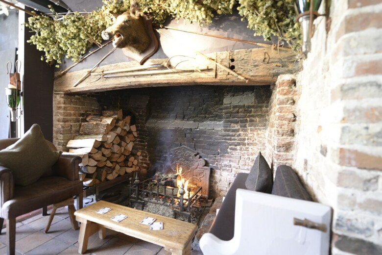 Posada The Woolpack Inn Warehorne