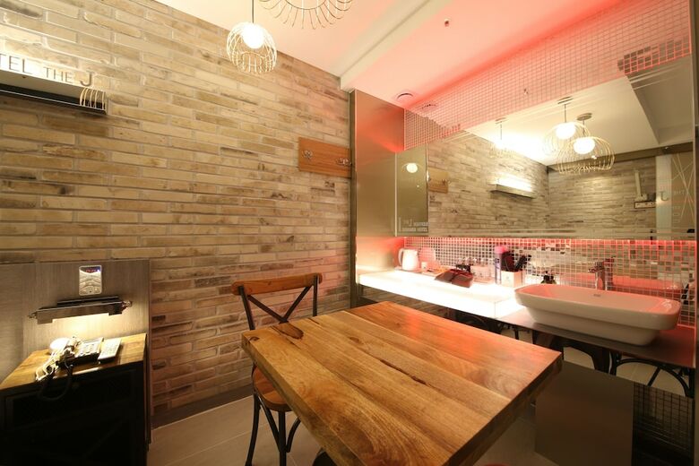 Daegu J Hotel