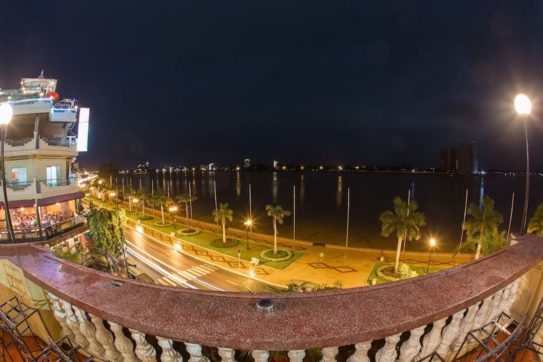 Fcc Phnom Penh Boutique Hotel