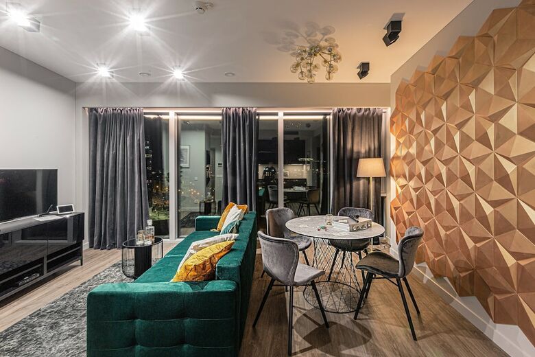 Apartamentos Brand New James Bond City Center