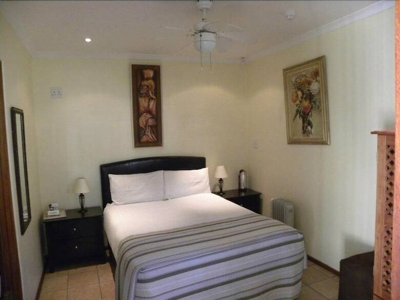 Bed & Breakfast Strathavon Guest House