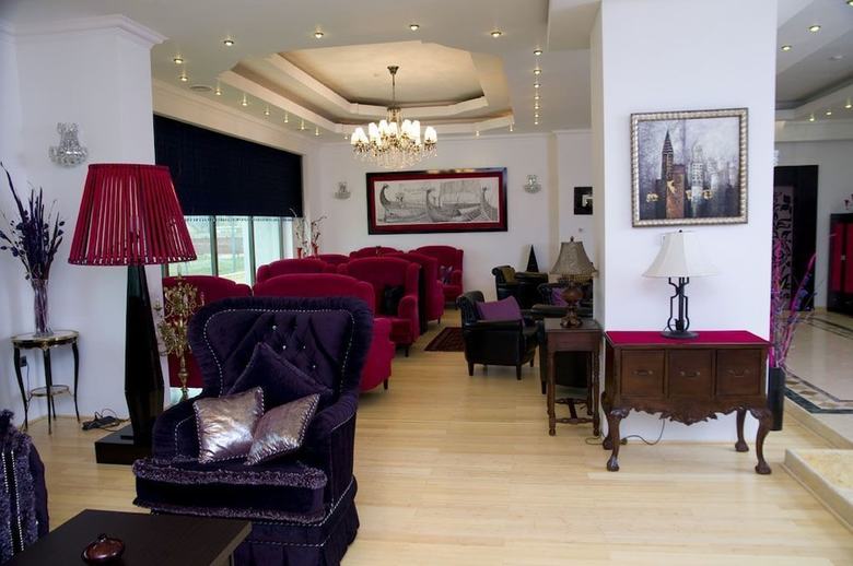 Hotel Phoenicia Express