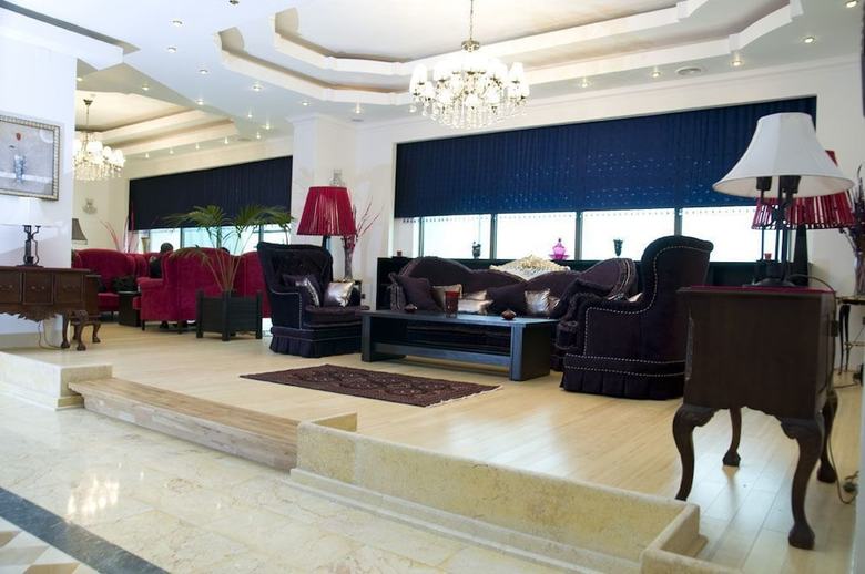 Hotel Phoenicia Express