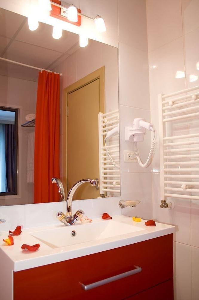 Hotel Phoenicia Express