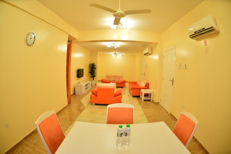 Husin Al Khaleej Hotel Apartment
