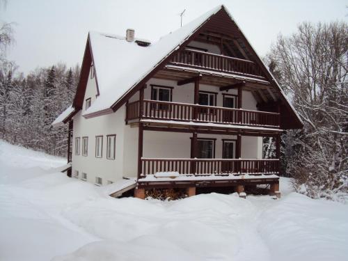 Hostal K�ljem�e Puhkemaja