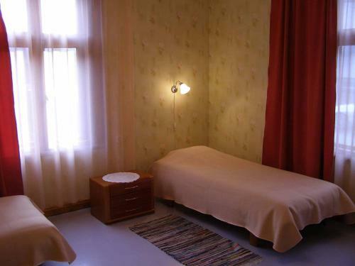 Hostal Tiia Guesthouse