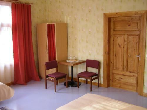 Hostal Tiia Guesthouse